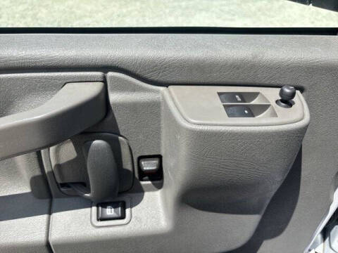 2025 GMC Savana 2500