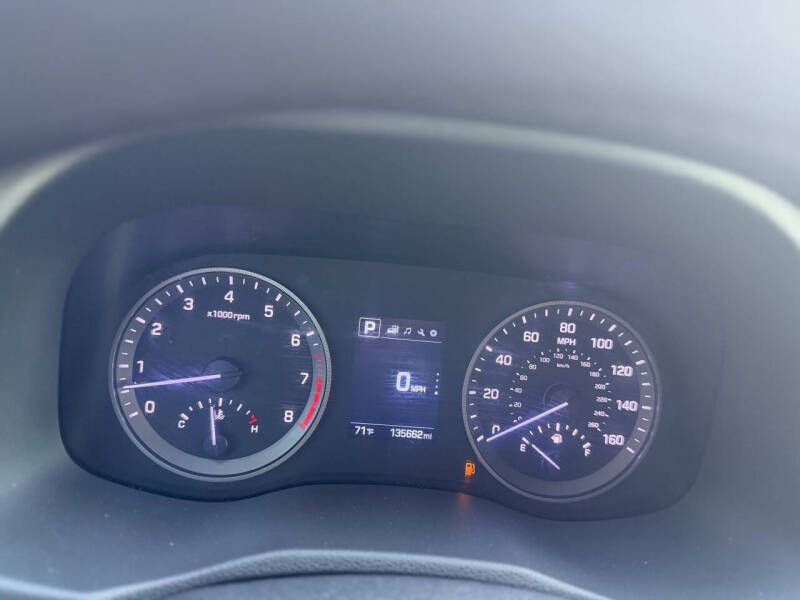 2016 Hyundai Tucson SE