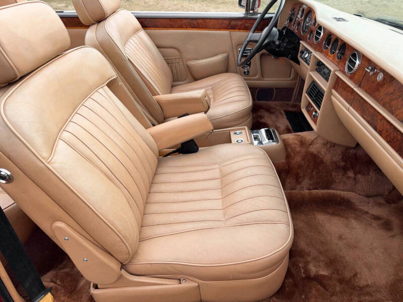 1985 Rolls-Royce Corniche