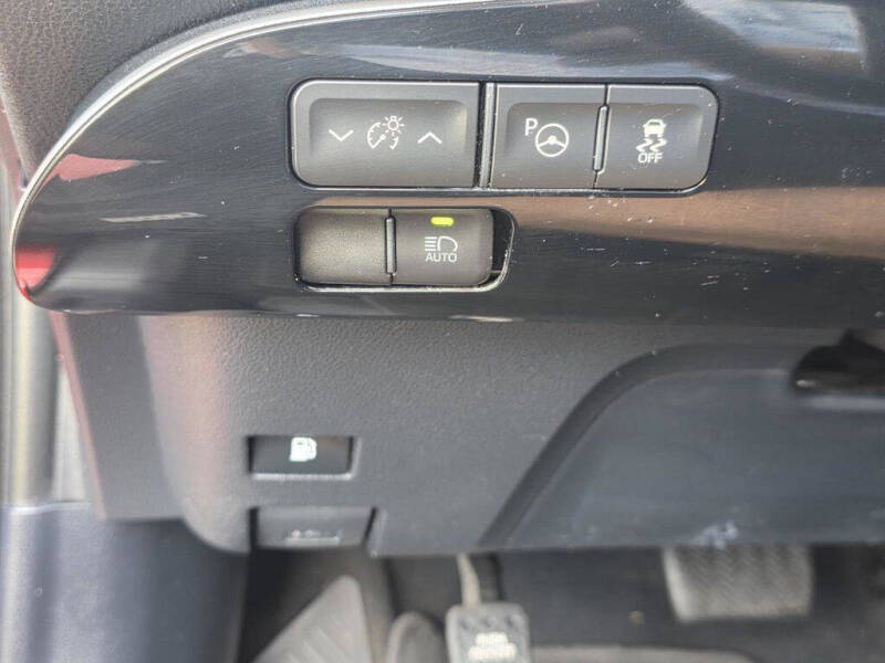 2018 Toyota Prius Two