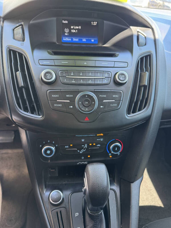 2017 Ford Focus S