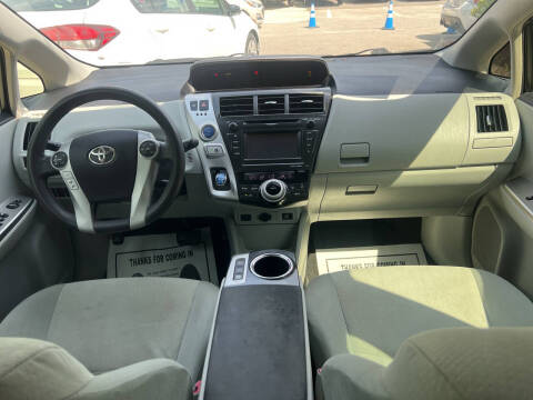 2012 Toyota Prius v Three