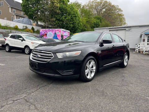 2014 Ford Taurus SEL