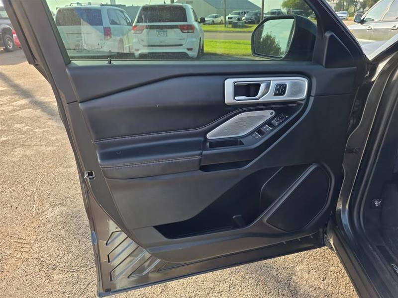 2020 Ford Explorer Sport Trac