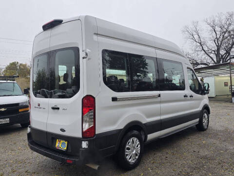 2022 Ford Transit 350 XLT