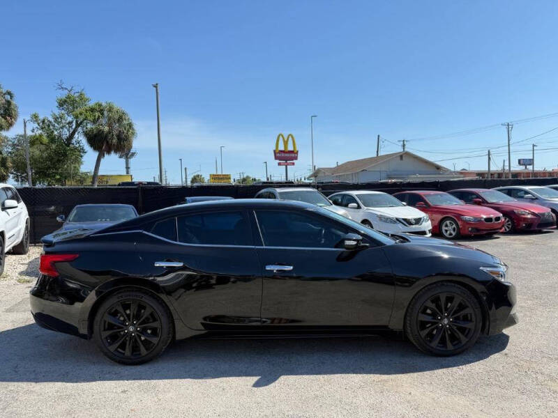 2017 Nissan Maxima 3.5 SR