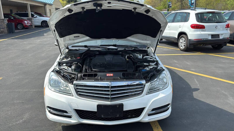 2013 Mercedes-Benz C-Class C 300 Luxury 4MATIC