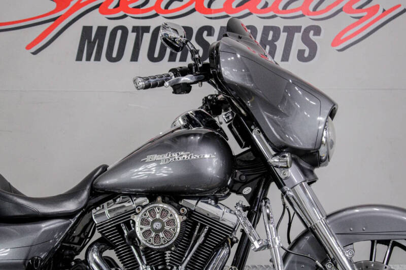 2014 Harley-Davidson Street Glide Special