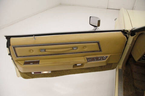 1976 Ford Thunderbird