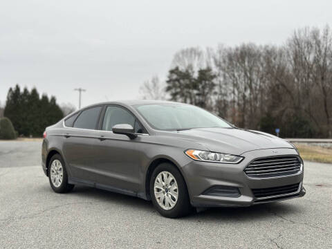 2014 Ford Fusion S
