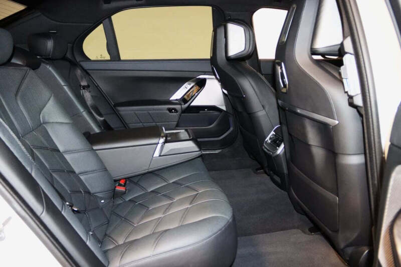 2023 BMW 7 Series 760i xDrive