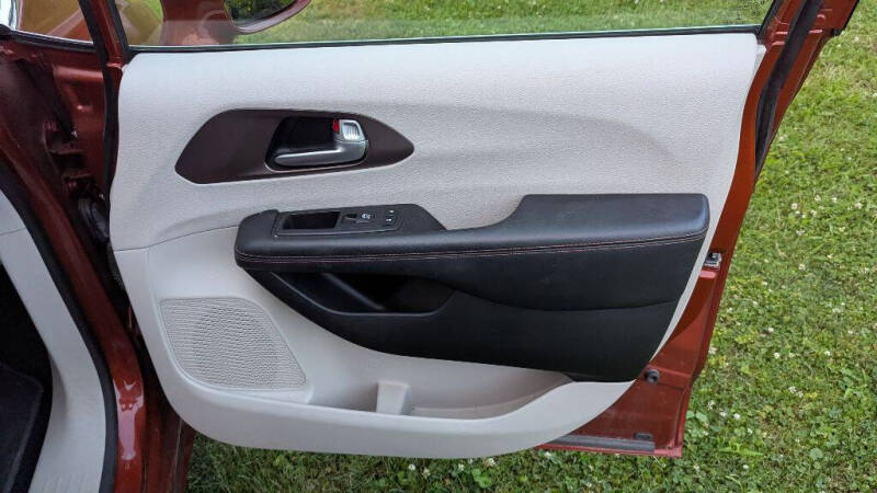 2018 Chrysler Pacifica Touring L