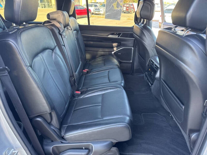 2023 Jeep Wagoneer L Series II