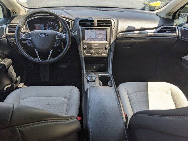 2019 Ford Fusion 11