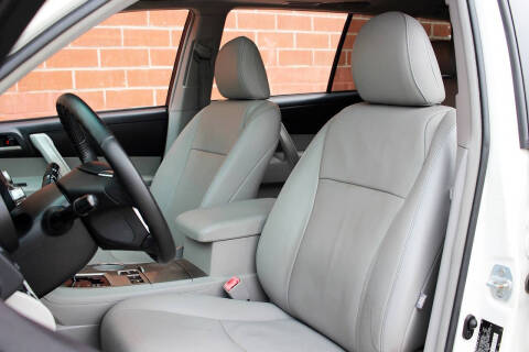 2012 Toyota Highlander SE