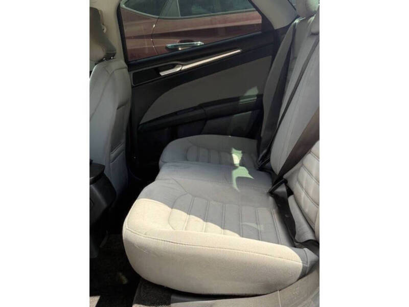 2015 Ford Fusion Hybrid S