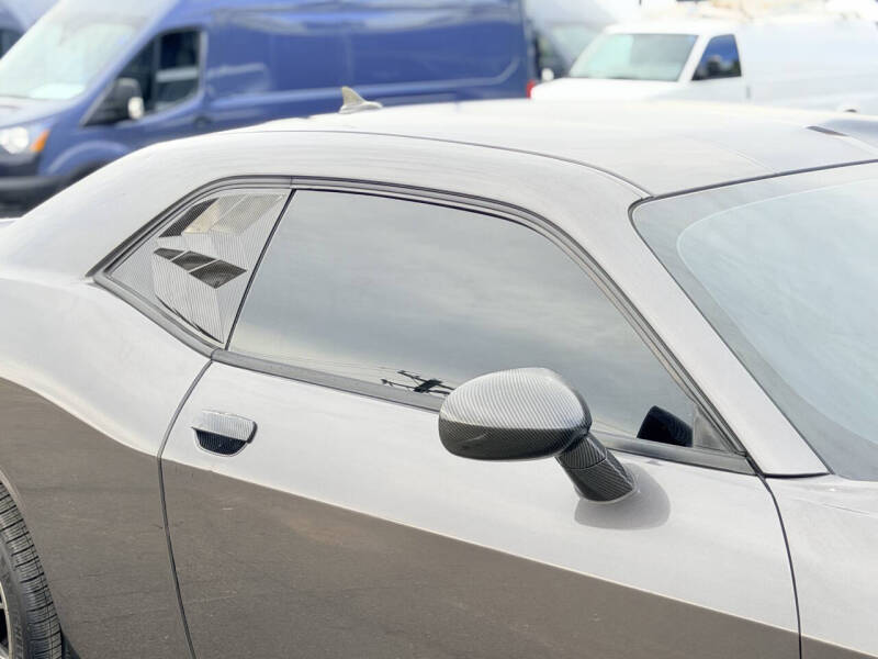 2015 Dodge Challenger SRT 392