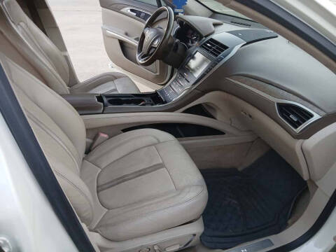 2015 Lincoln MKZ Hybrid Black Label