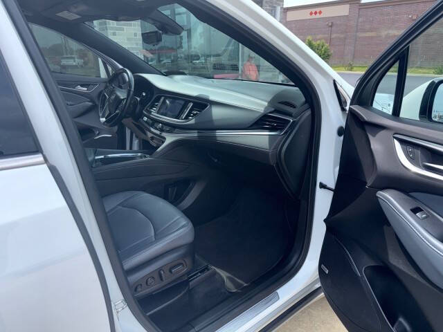 2022 Buick Enclave Premium