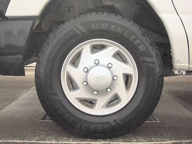 2011 Ford E-Series E-250