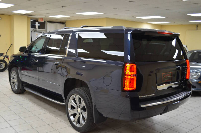 2017 Chevrolet Suburban Premier