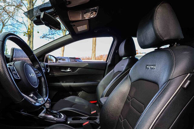 2022 Kia Forte GT Line