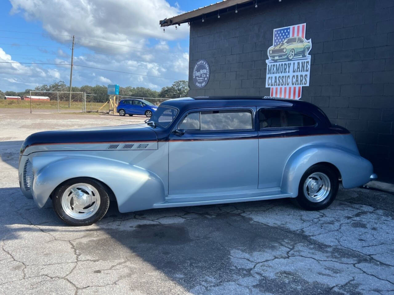 1940 Pontiac Deluxe for sale at Memory Lane Classic Cars in Bushnell, FL