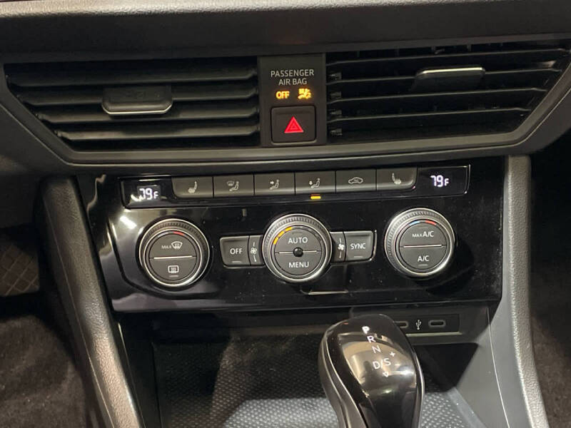 2023 Volkswagen Jetta SE