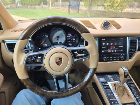 2017 Porsche Macan S