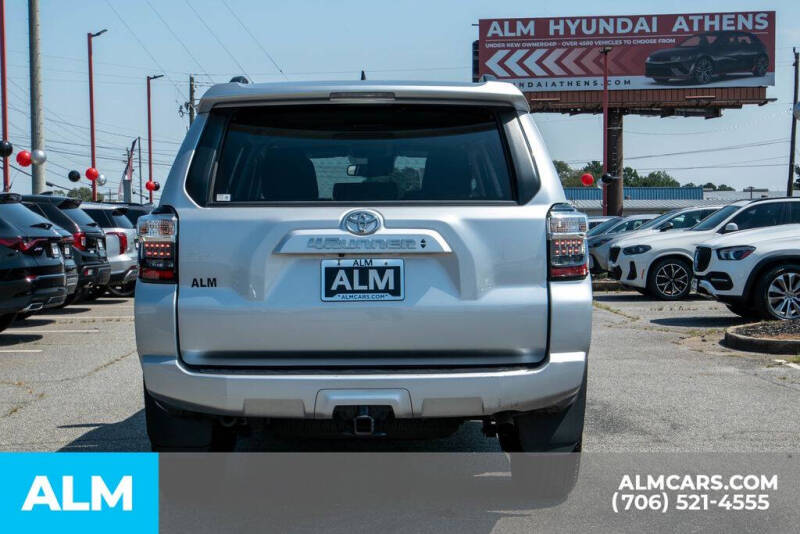 2024 Toyota 4Runner SR5