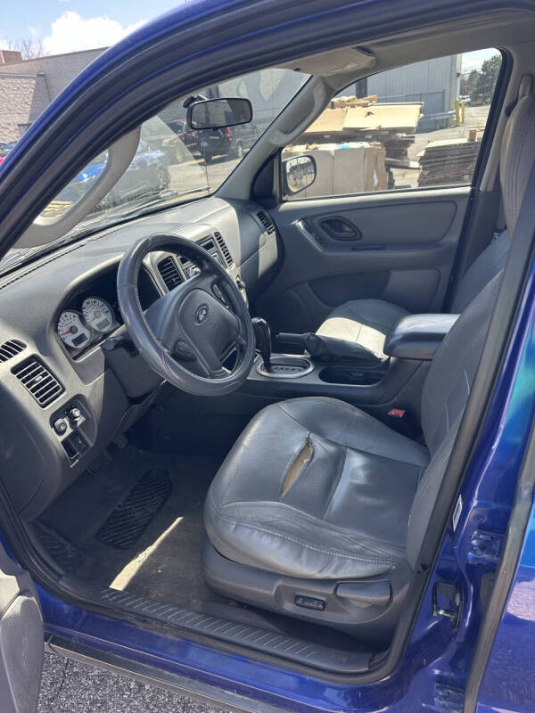 2005 Ford Escape XLT