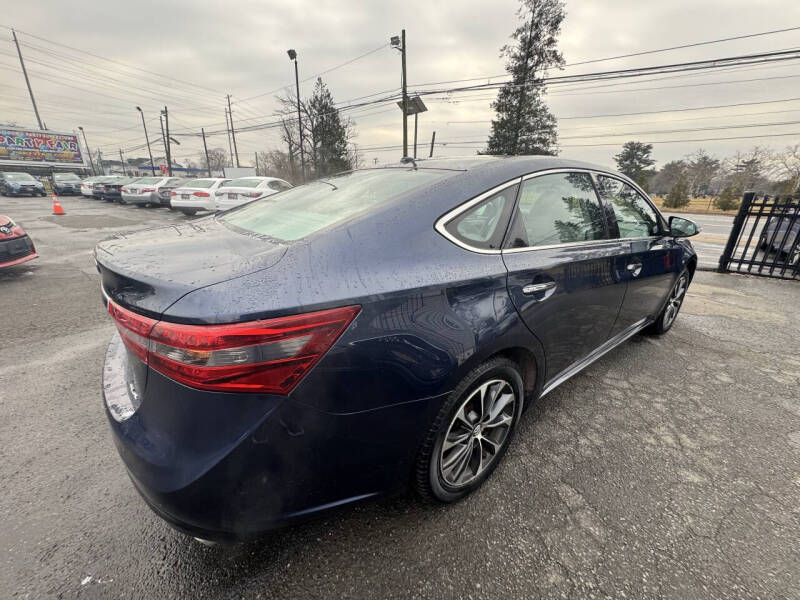 2016 Toyota Avalon XLE