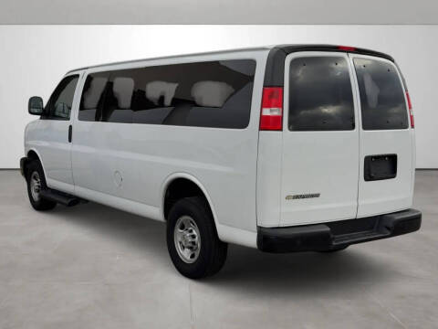 2023 Chevrolet Express LS 3500