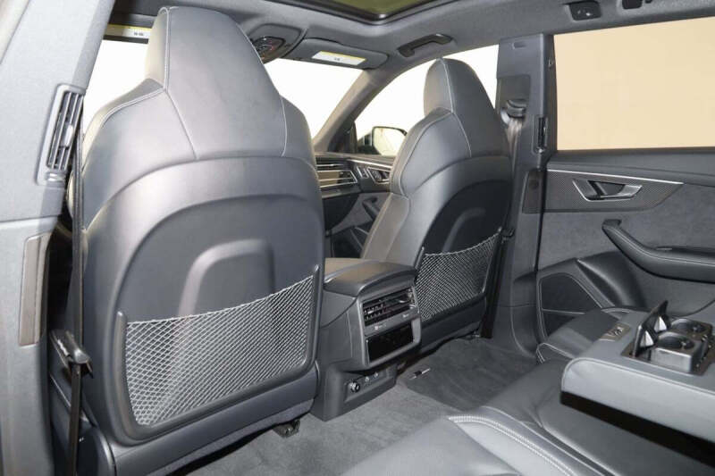 2024 Audi SQ8 4.0T quattro Premium Plus