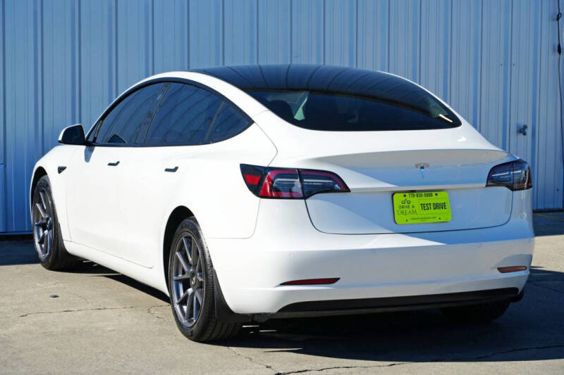 2021 Tesla Model 3 Standard Range Plus