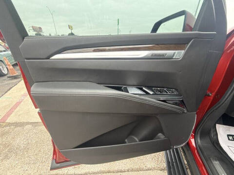 2025 Cadillac Escalade Sport Platinum