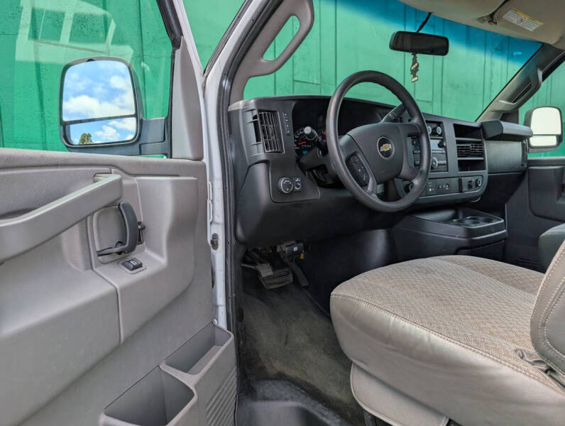 2018 Chevrolet Express LT 3500