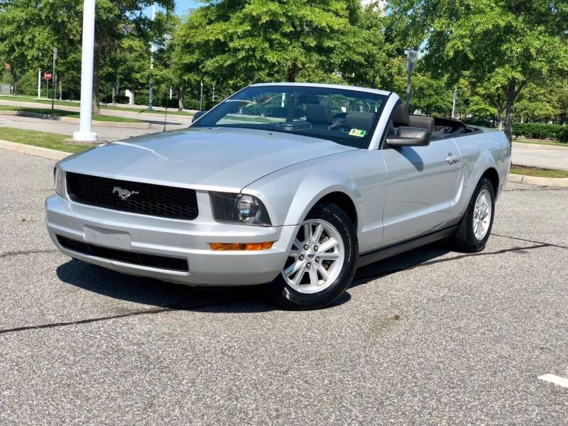 2005 Ford Mustang for sale at Supreme Auto Sales in Chesapeake VA