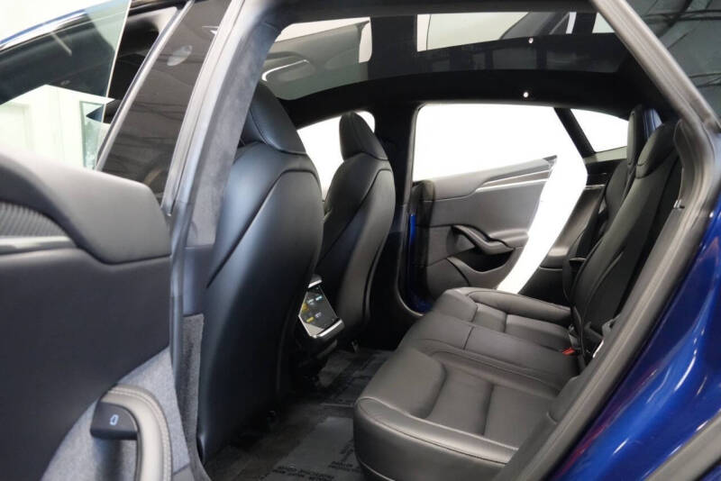 2023 Tesla Model S Plaid