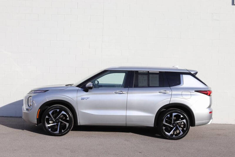 2023 Mitsubishi Outlander PHEV SEL