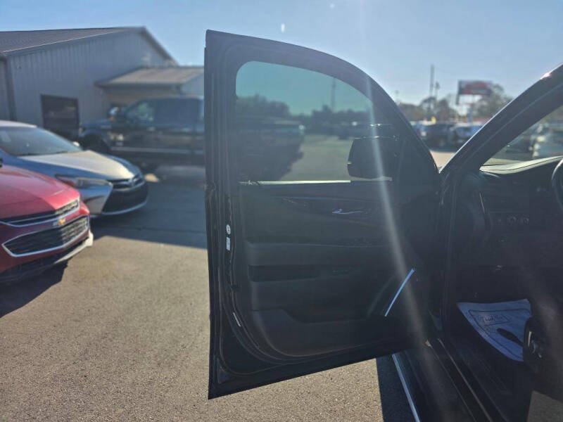 2017 Cadillac Escalade Platinum