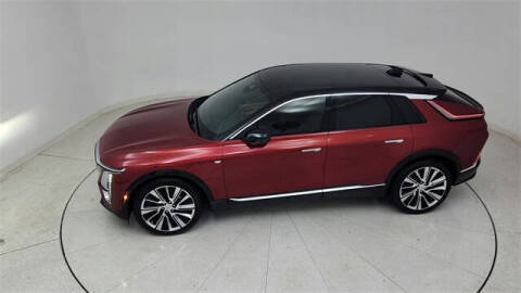 2025 Cadillac LYRIQ Luxury 3