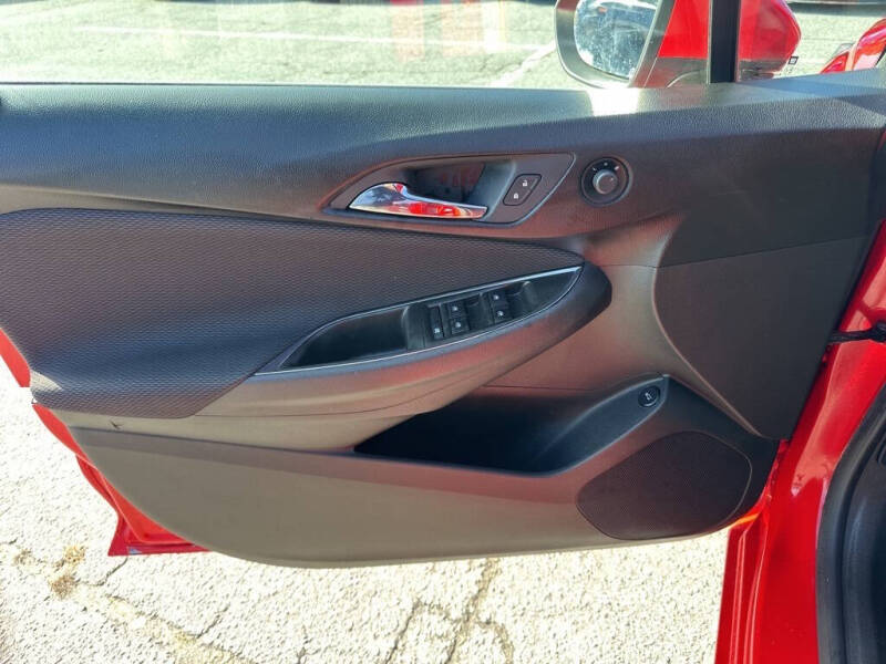 2017 Chevrolet Cruze LT Auto