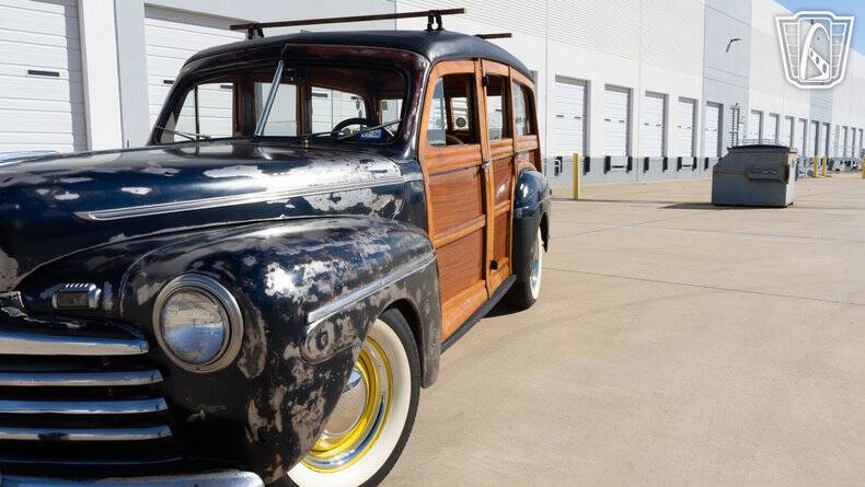 1946 Ford Super Deluxe