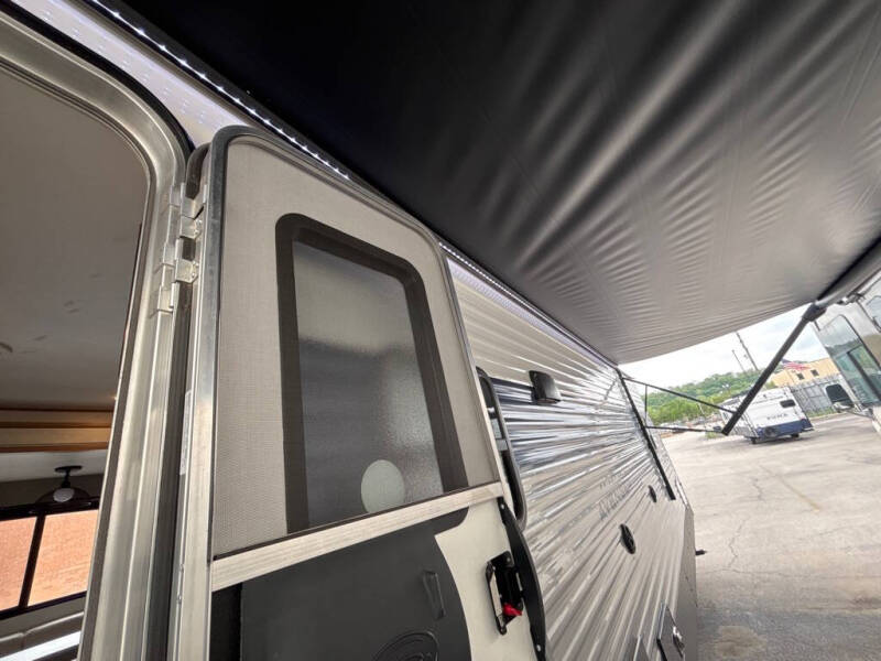 2024 Forest River PRIMETIME AVENG