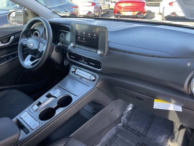 2023 Hyundai Kona Electric SE