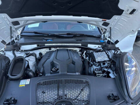 2022 Porsche Macan