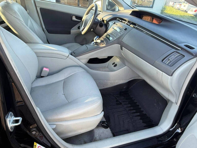 2010 Toyota Prius II