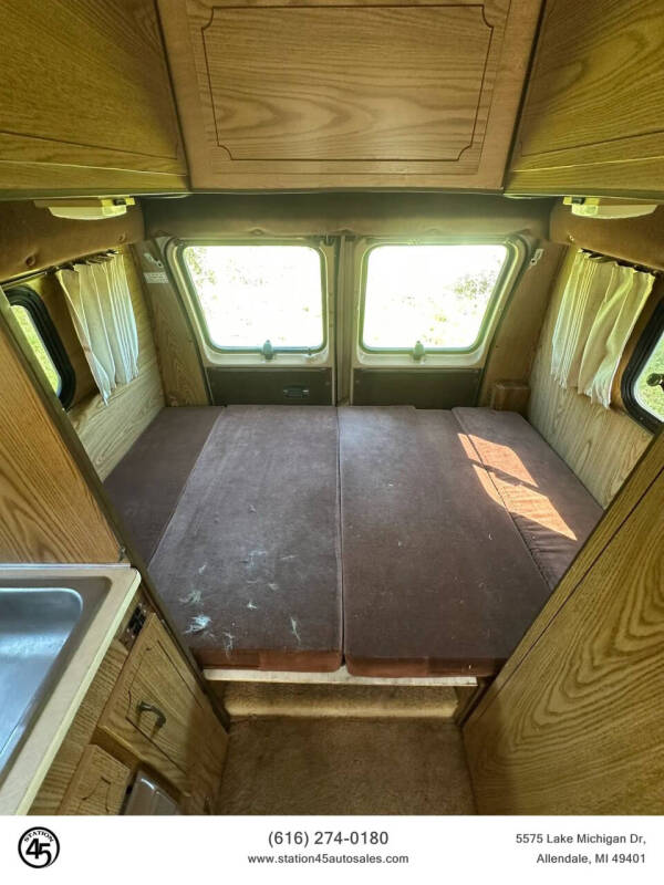 1988 Ford E-Series E-250
