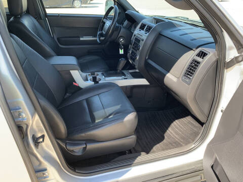 2010 Ford Escape XLT